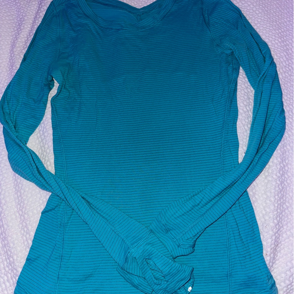 Lulu Lemon Long Sleeve Size 4